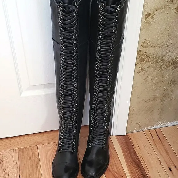 Lust For Life Black Leather knee-high Boots Laced up Gray Hardware New