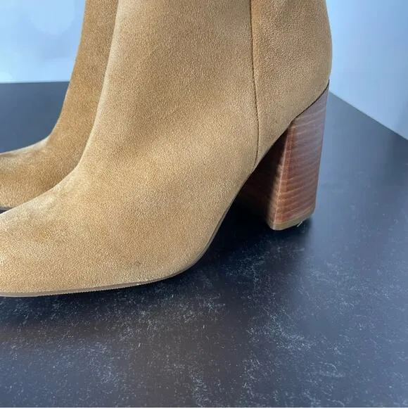 MADDEN GIRL Women's Winslow Block-Heel Stretch Dress Boots Caramel Fabric sz 6