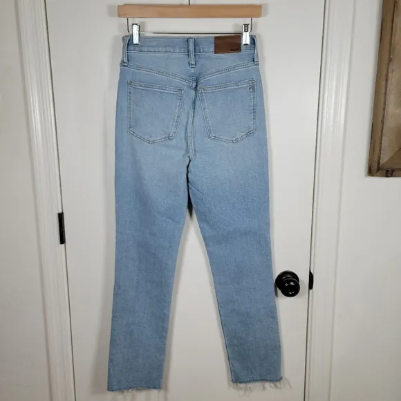 Madewell The Perfect Vintage Jeans High Rise Raw Hem Size 24 NWOT