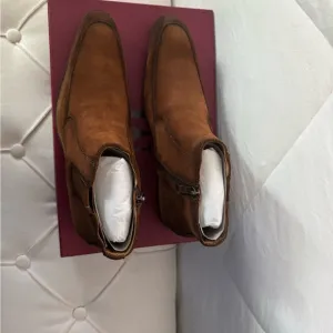 Maison Forte Brown Minimalist Boots