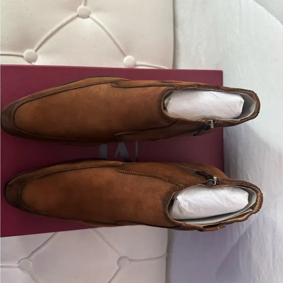 Maison Forte Brown Minimalist Boots