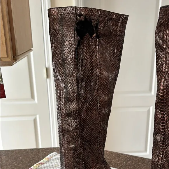 MANOLO BLAHNIK LADIES BRONZE SNAKE TALL HEEL STRETCH BOOTS-9
