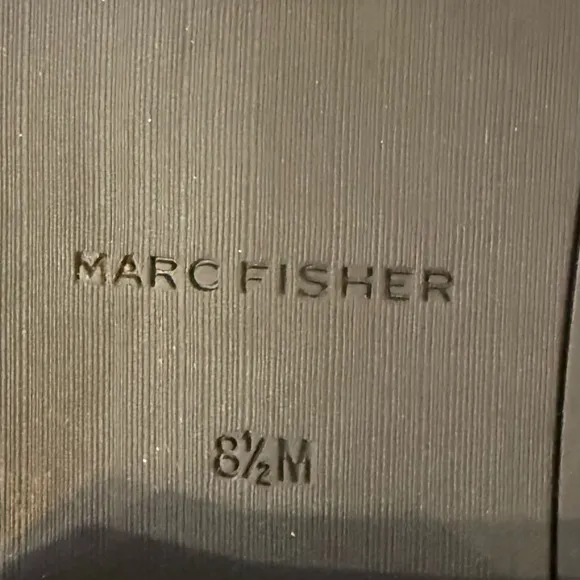 Marc Fisher Glimmer Brown Leather Knee High Heeled Riding Boots Women’s Size 8.5