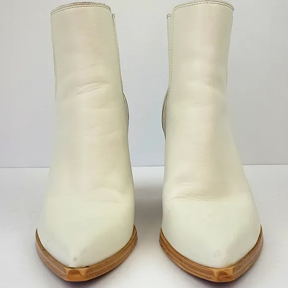 Marc Fisher Oshay Heeled Leather Ankle Boots Off-White Size 8