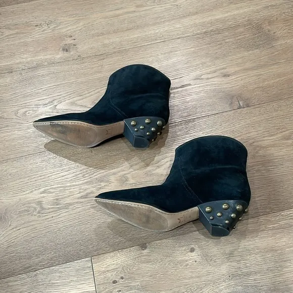 Marc Fisher Rippa Womens Black Suede Gold Studded Ankle Boots Moto Western 8.5