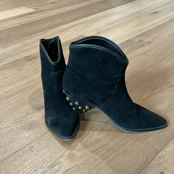 Marc Fisher Rippa Womens Black Suede Gold Studded Ankle Boots Moto Western 8.5
