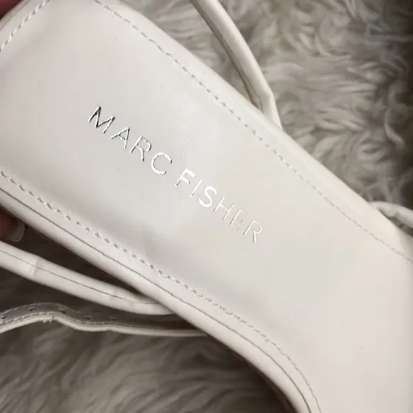 MARC FISHER White Espadrille sandals strappy design