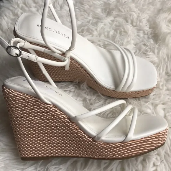 MARC FISHER White Espadrille sandals strappy design
