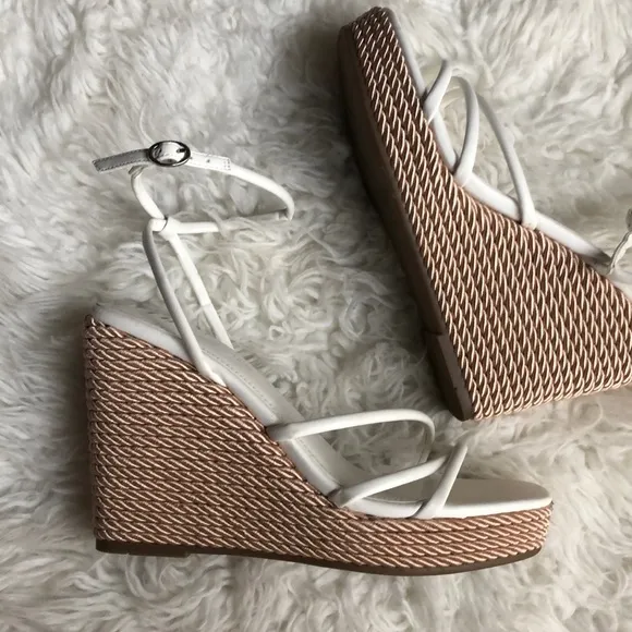 MARC FISHER White Espadrille sandals strappy design