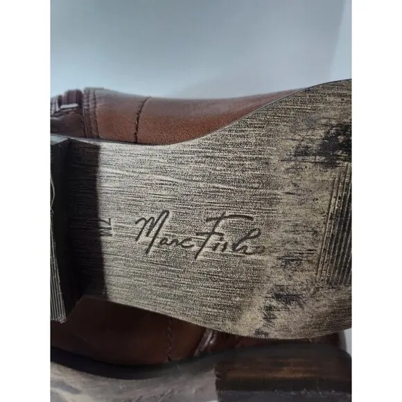 Marc Fisher Womens Tall Riding Boots Sz 7M Brown Leather Flat Buckle Equestrian