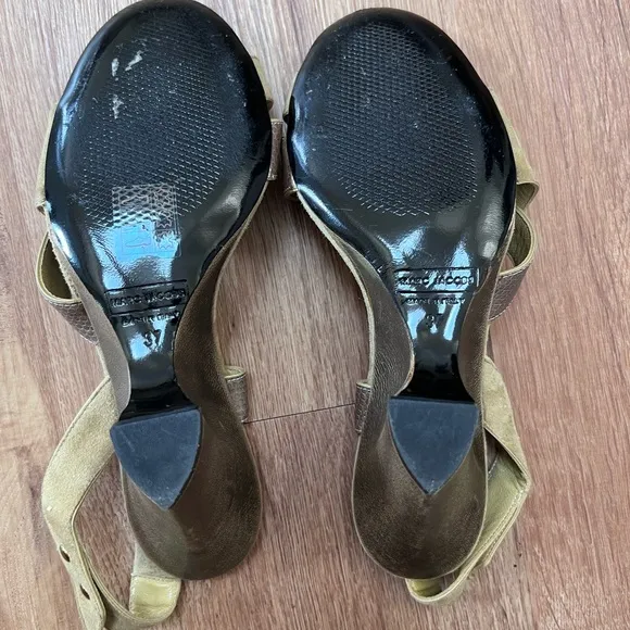 Marc Jacobs leather and suede strappy sandals, size 37 (US 6.5)