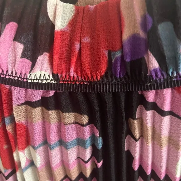 Marc Jacobs pleated mini skirt.