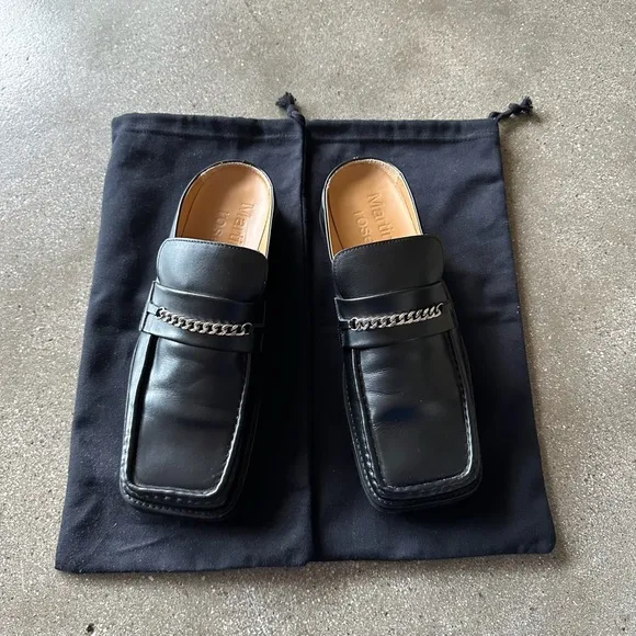 Martine Rose Black Slip-On Loafers Sleek Design