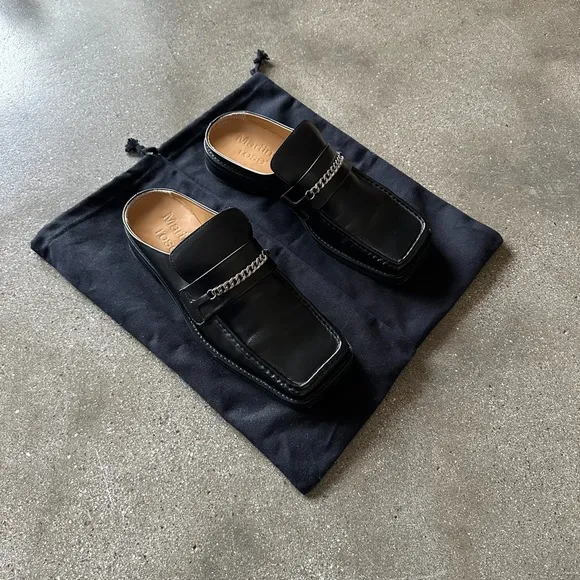 Martine Rose Black Slip-On Loafers Sleek Design