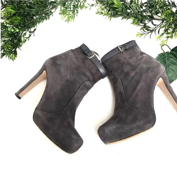 Maxmara stiletto grey suede ankle boots Size 36