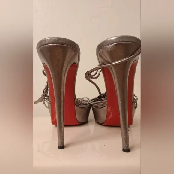 MEMORIAL SALE Christian Louboutin Metallic Sandals
