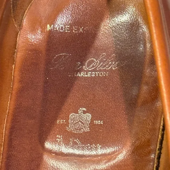 Men’s ALDEN Brown/White leather tassel loafers- Size 10