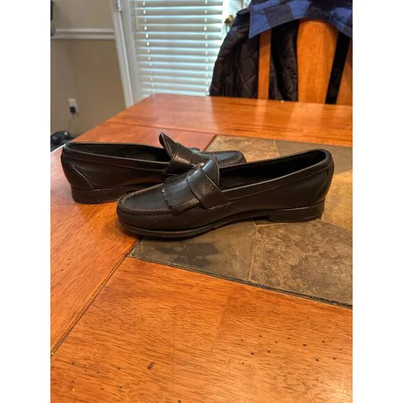 Men’s Allen Edmonds Kavanaugh Black Leather Fringe Buckle Loafers  Size 9