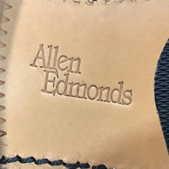 Men’s Allen Edmonds Tan Leather Slip On Loafers Size 7D
