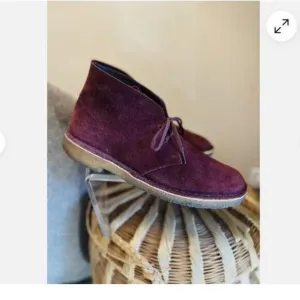 Mens Clarks Desert Boots Designed in England Burgundy size US 10 Rare
