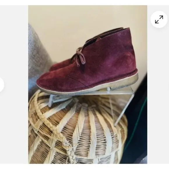 Mens Clarks Desert Boots Designed in England Burgundy size US 10 Rare