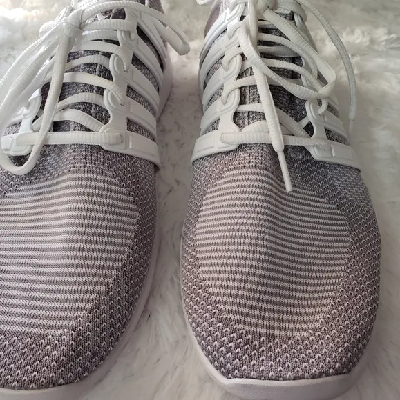 Men's K-swiss Gray sneakers Tennis Shoes size 14 Canvas Comfortable, Breathable