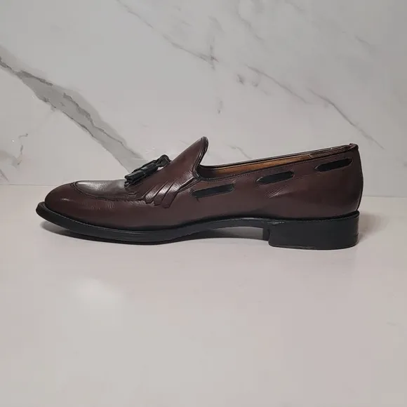 Men's kilt tassels leather Almond Toe loafers Size 11