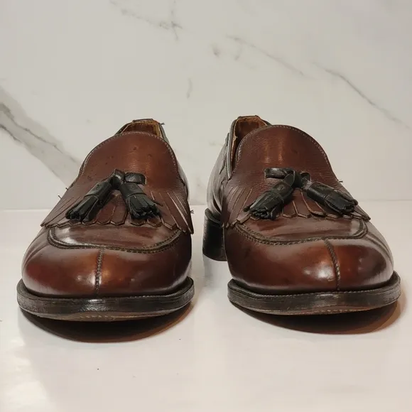 Men's kilt tassels leather Almond Toe loafers Size 11