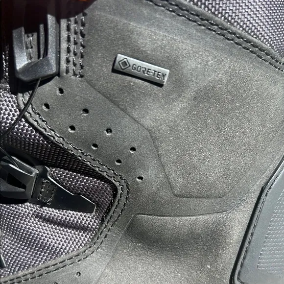 MENS motorcycle boots outlander GTX