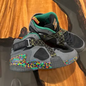 Men's Nike Air Raid Peace Urban Jungle DS Dark Grey Black Red Green Size 13