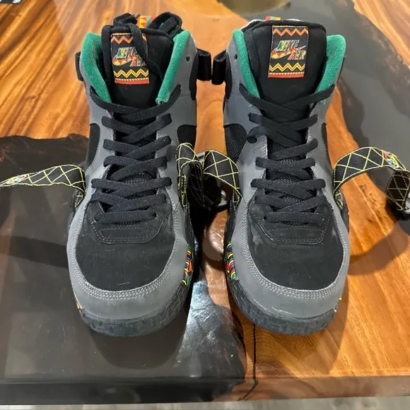 Men's Nike Air Raid Peace Urban Jungle DS Dark Grey Black Red Green Size 13
