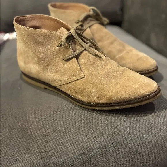 Men's size 11 J.Crew suede light tan desert boots