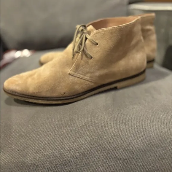 Men's size 11 J.Crew suede light tan desert boots