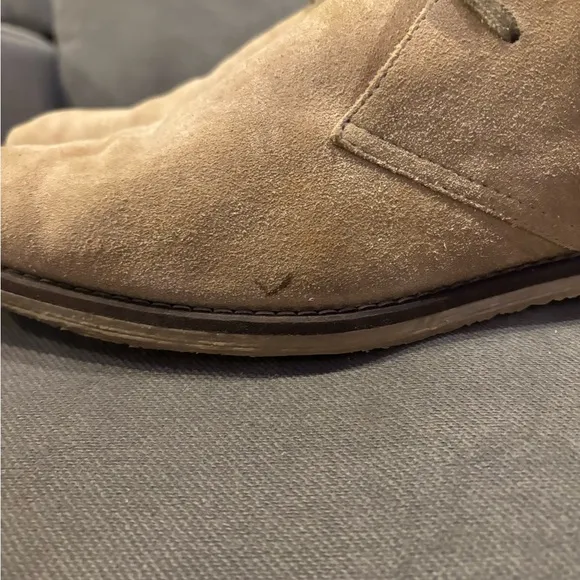 Men's size 11 J.Crew suede light tan desert boots