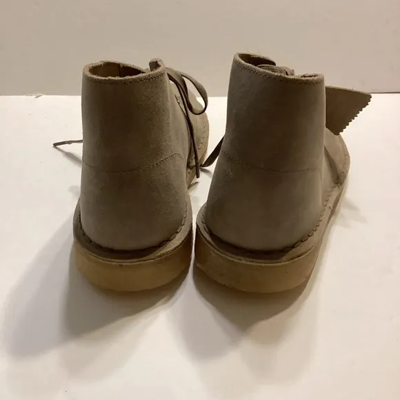 Men's Tan Clark’s Desert Suede Boots