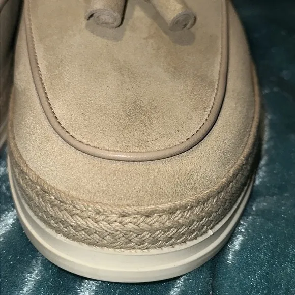 Men’s Tod’s Loafers in Suede Size 10
