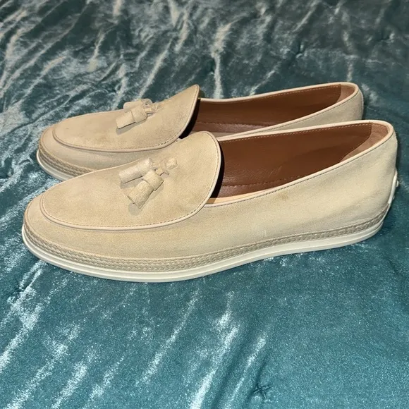Men’s Tod’s Loafers in Suede Size 10