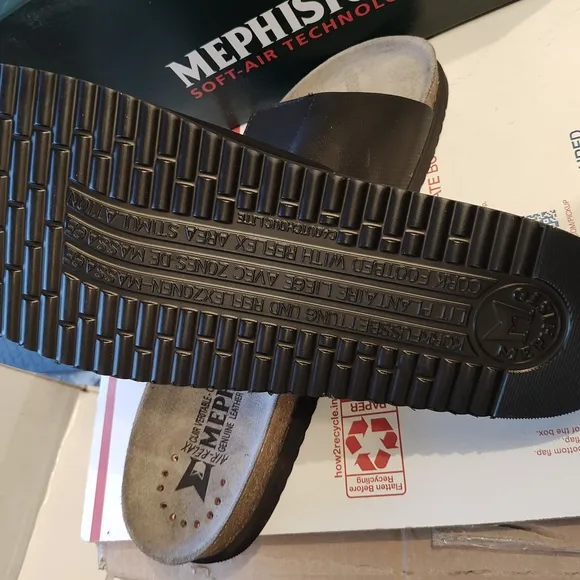 Mephisto Black and Gray Comfort Sandals
