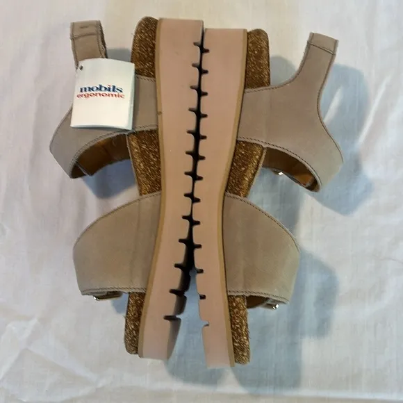 Mephisto Mobils Ergonomic Nude Sandal women’s size Euro size 36 or US size 6