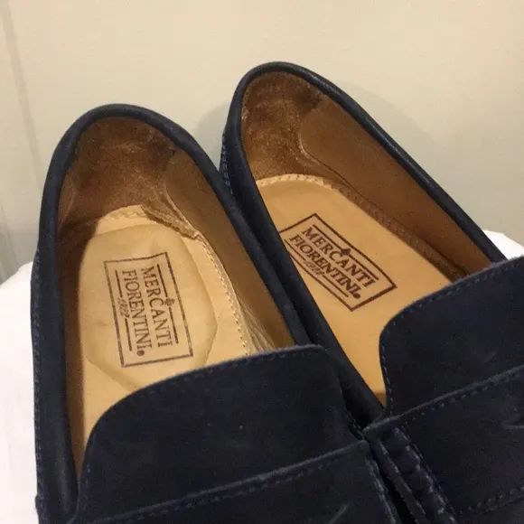 Mercanti Fiorentini mens Navy Suede slip on Loafers made in Brazil size 10