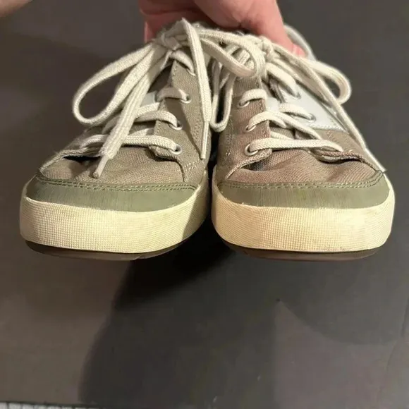 Merrell Putty Women’s Khaki/Green/Blue Canvas Sneakers size 9.5