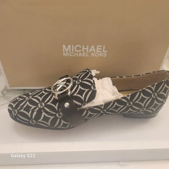 Michael Kors &quot;Rory&quot; Loafers. NIB. Size 6