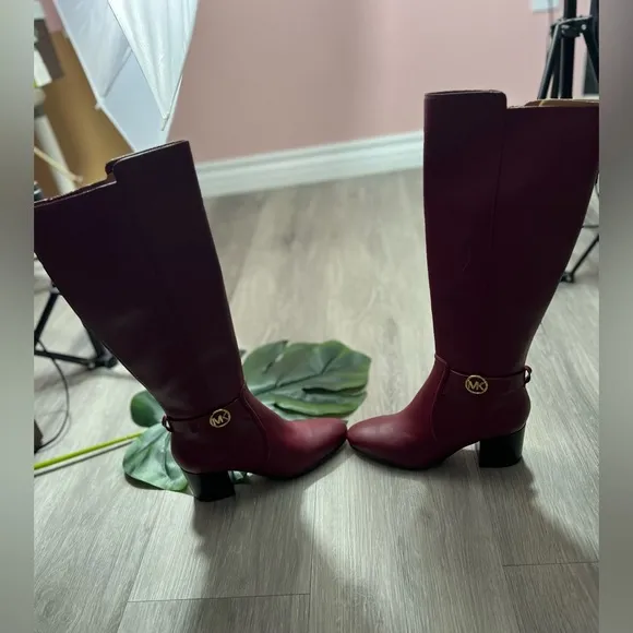 Michael Kors Bromley Stretch Over-The Knee Boots ✨brand new✨new with out box.