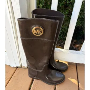 Michael Kors Chocolate Brown Rubber Riding Boots EUC Size 6