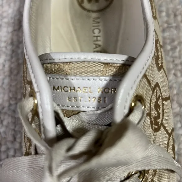 Michael Kors logo signature print sneakers