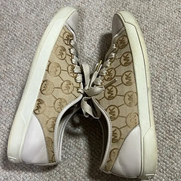 Michael Kors logo signature print sneakers