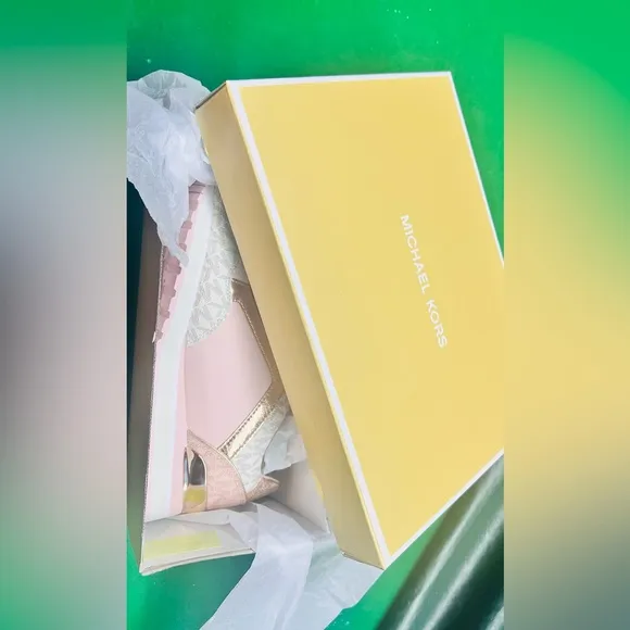 Michael Kors Maddy Two-Tone Logo sneakers