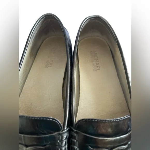 MICHAEL KORS PEWTER LEATHER SLIP ON PENNY LOAFERS/FLATS WOMEN'S