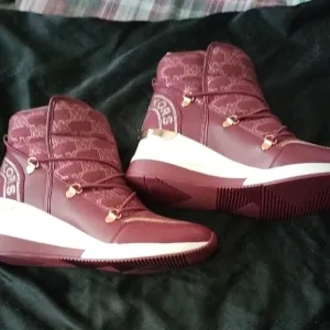 Michael Kors Red Sneakers High-Top Urban Design