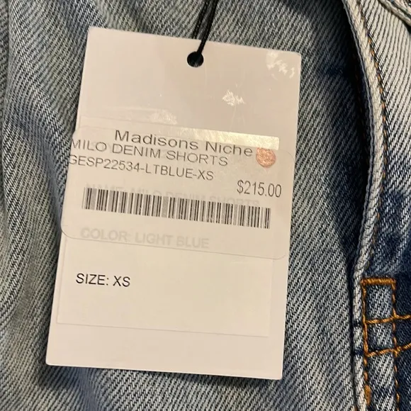 MILO DENIM SHORTS IN LIGHT BLUE